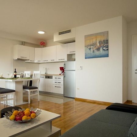 Apartments Mattea Makarska Eksteriør bilde