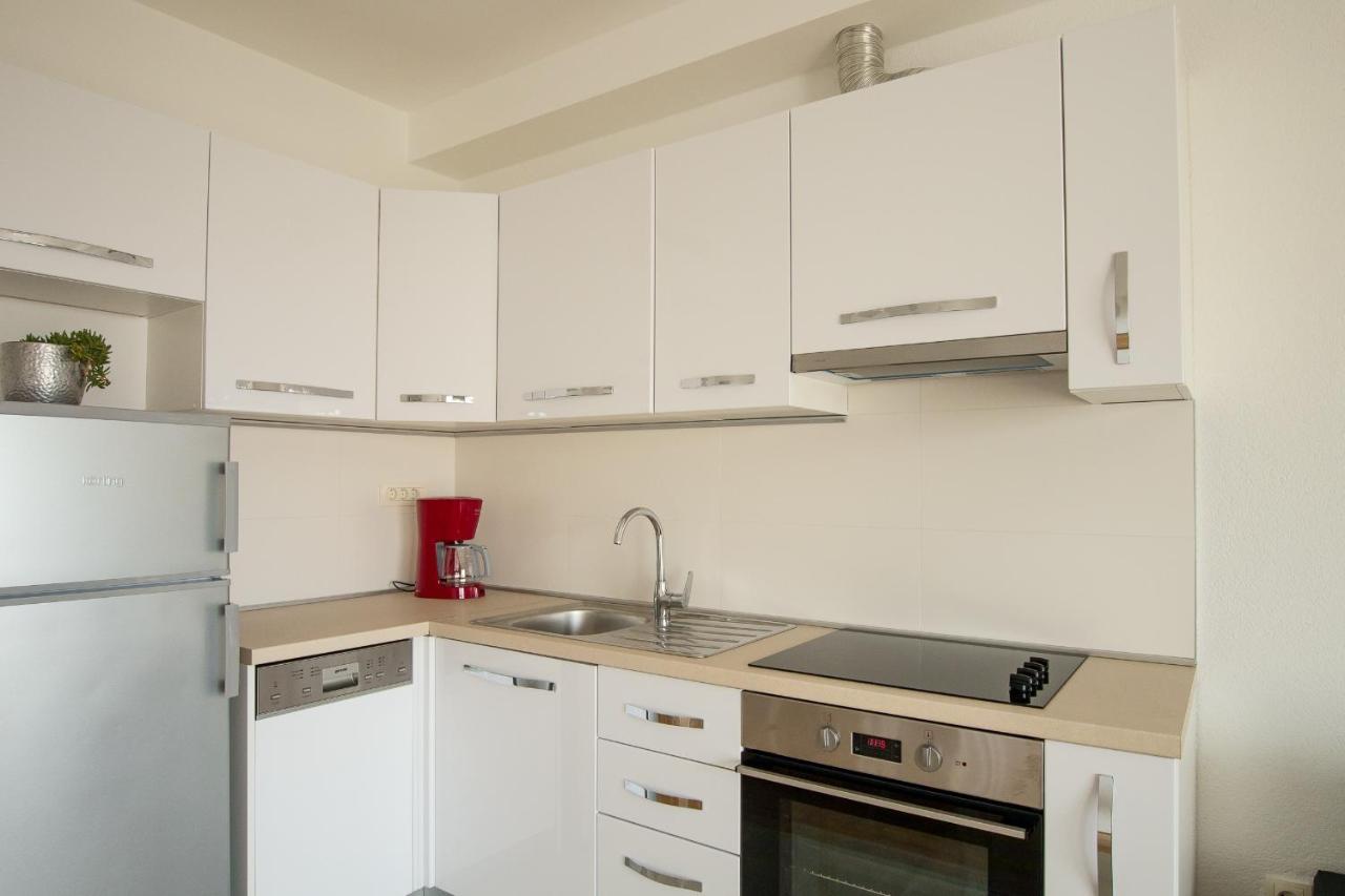 Apartments Mattea Makarska Eksteriør bilde