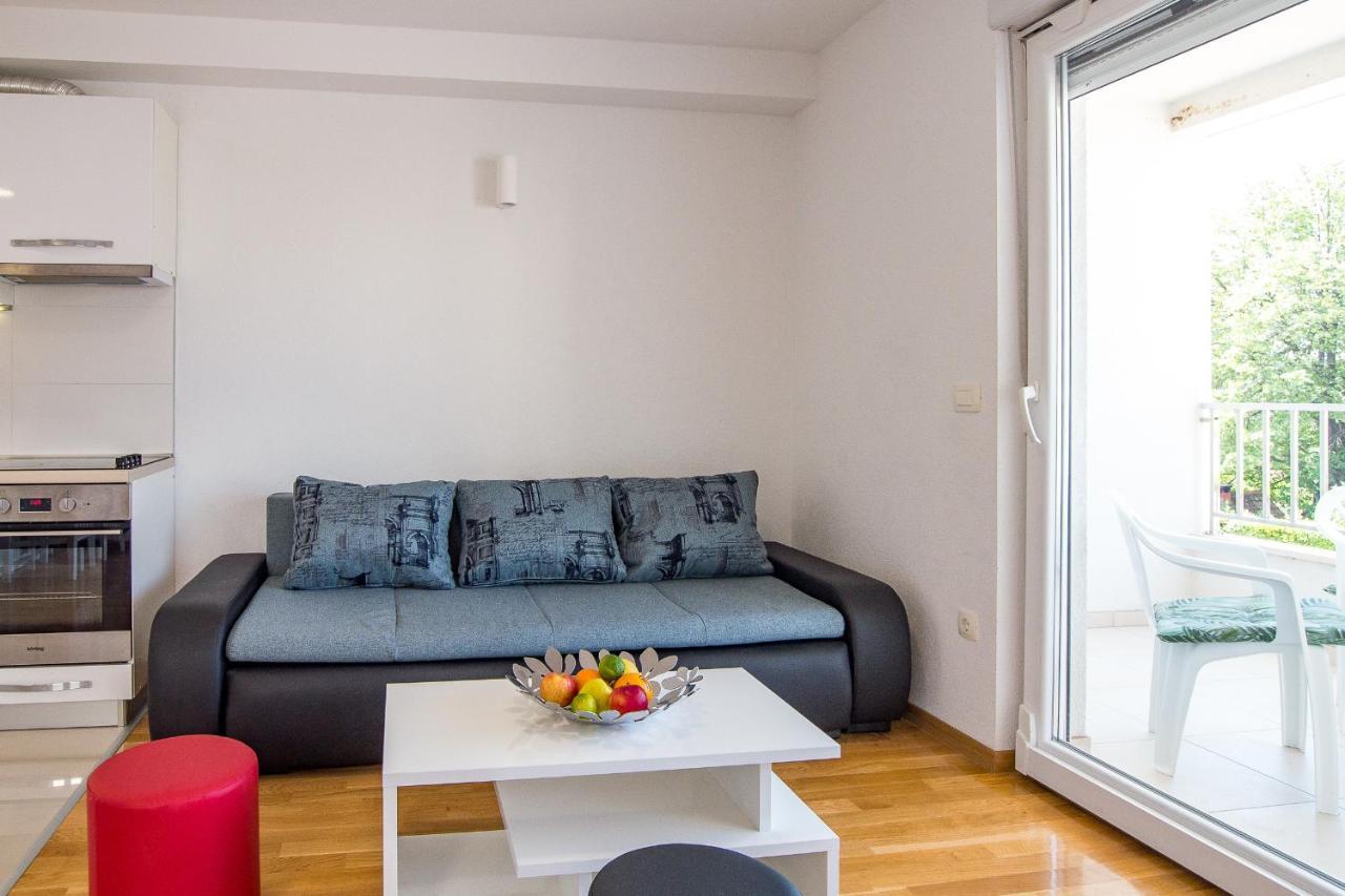 Apartments Mattea Makarska Eksteriør bilde