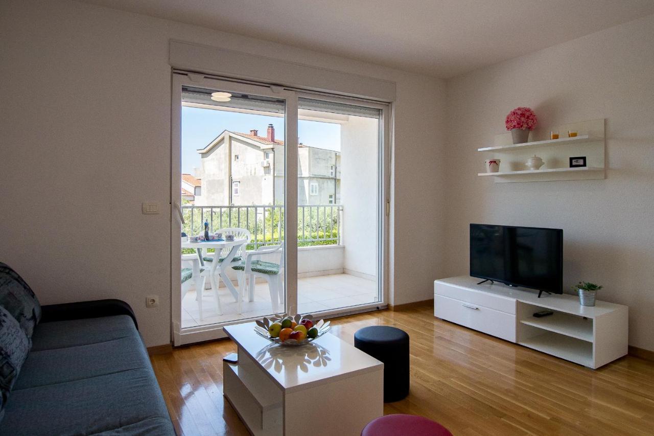 Apartments Mattea Makarska Eksteriør bilde